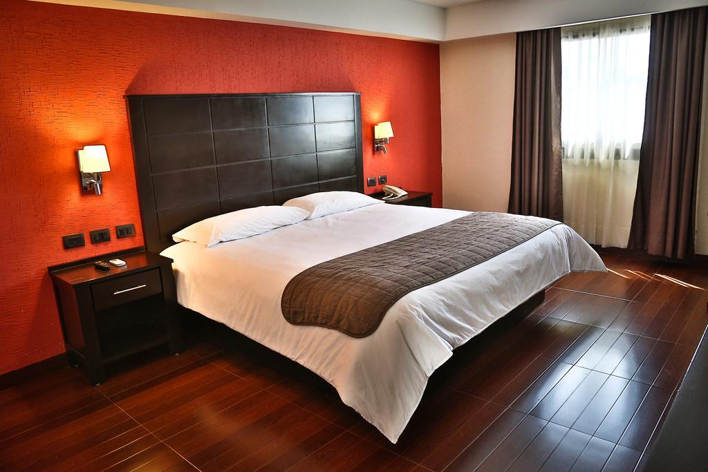 Hotel Victoria Inn San Juan del Río Buitenkant foto